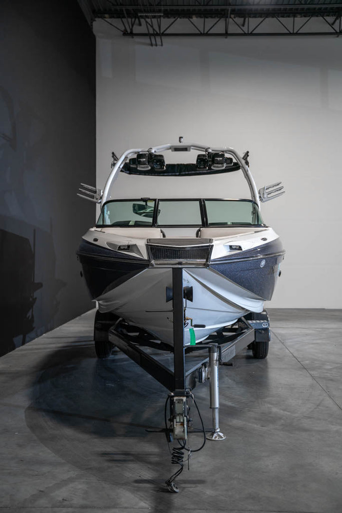 2017 Centurion Ri217 - BoardCo Boats