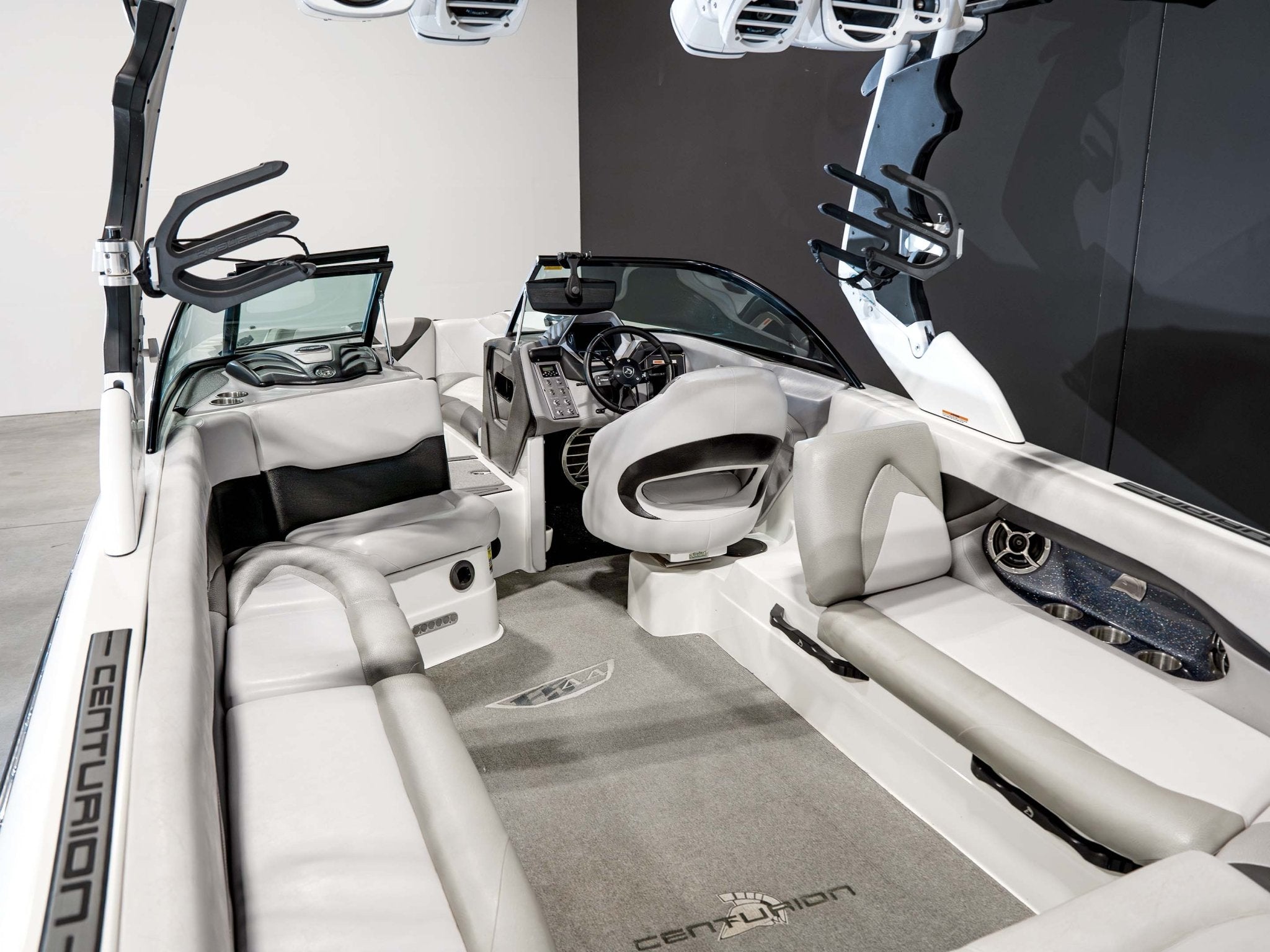 2015 Centurion FS44 - Gunmetal Flake / White Frost - BoardCo Boats