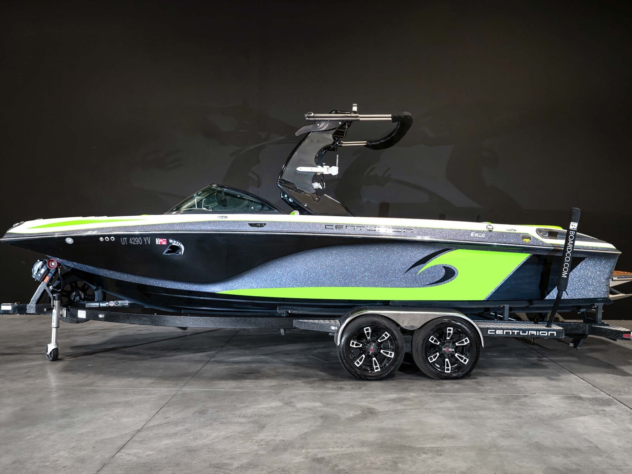 2015 Centurion FS44 - Margarita Green / Gunmetal Flake / Onyx Black - BoardCo Boats