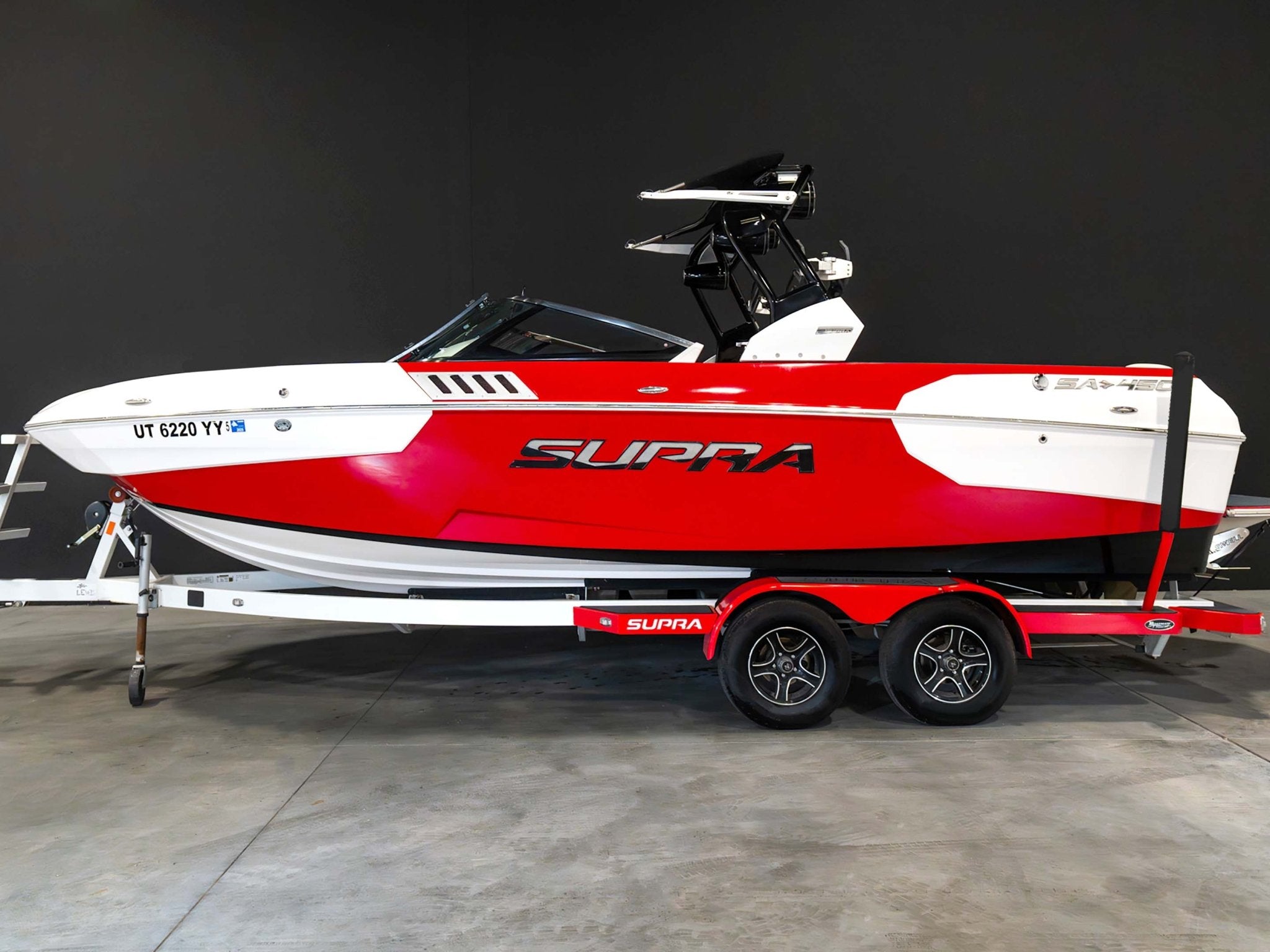 2016 Supra SA450 - Red / White - BoardCo Boats