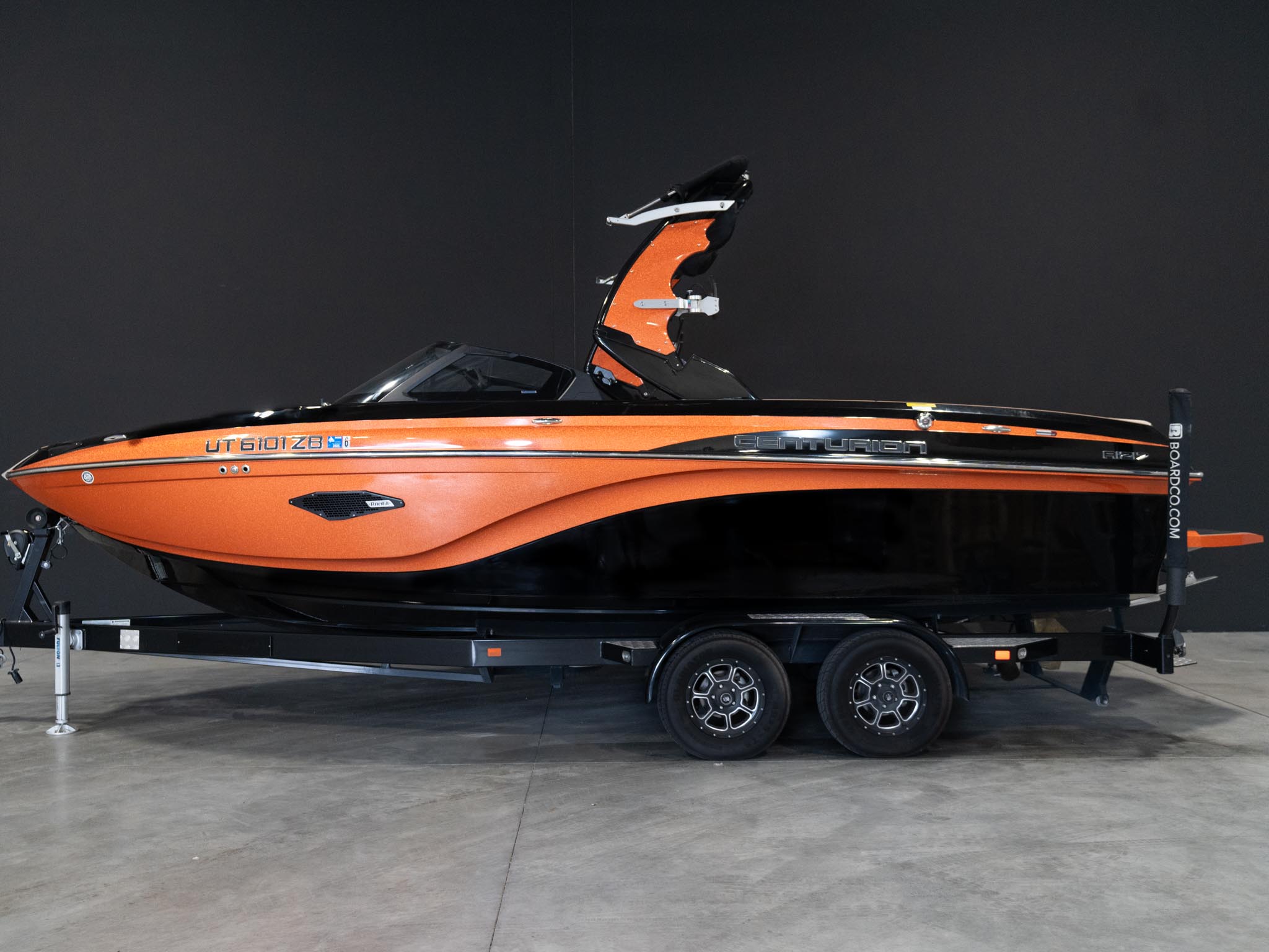 2018 Centurion Ri217 - Orange / Black - BoardCo Boats