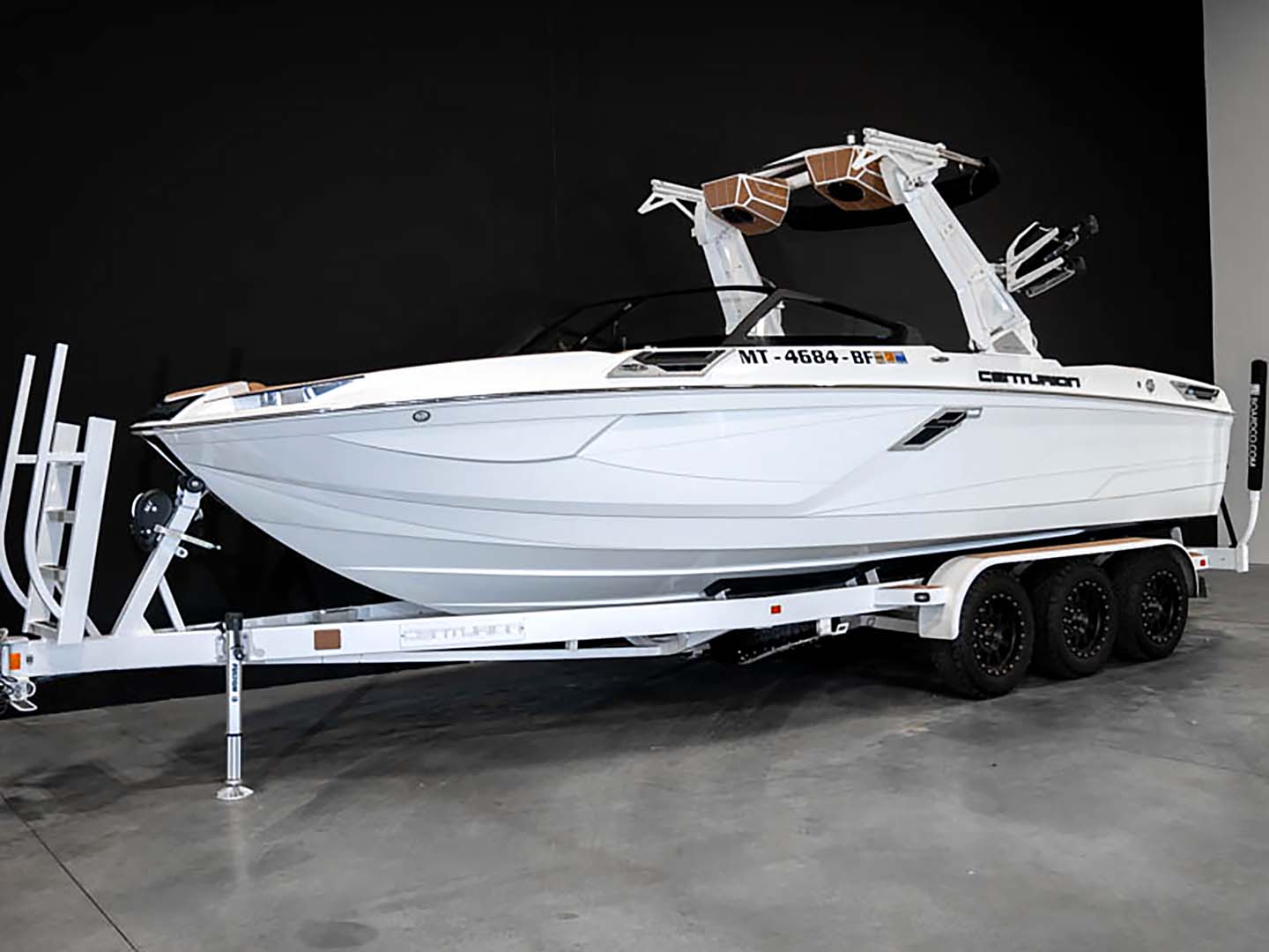 2021 Centurion Ri245 - All White - BoardCo Boats