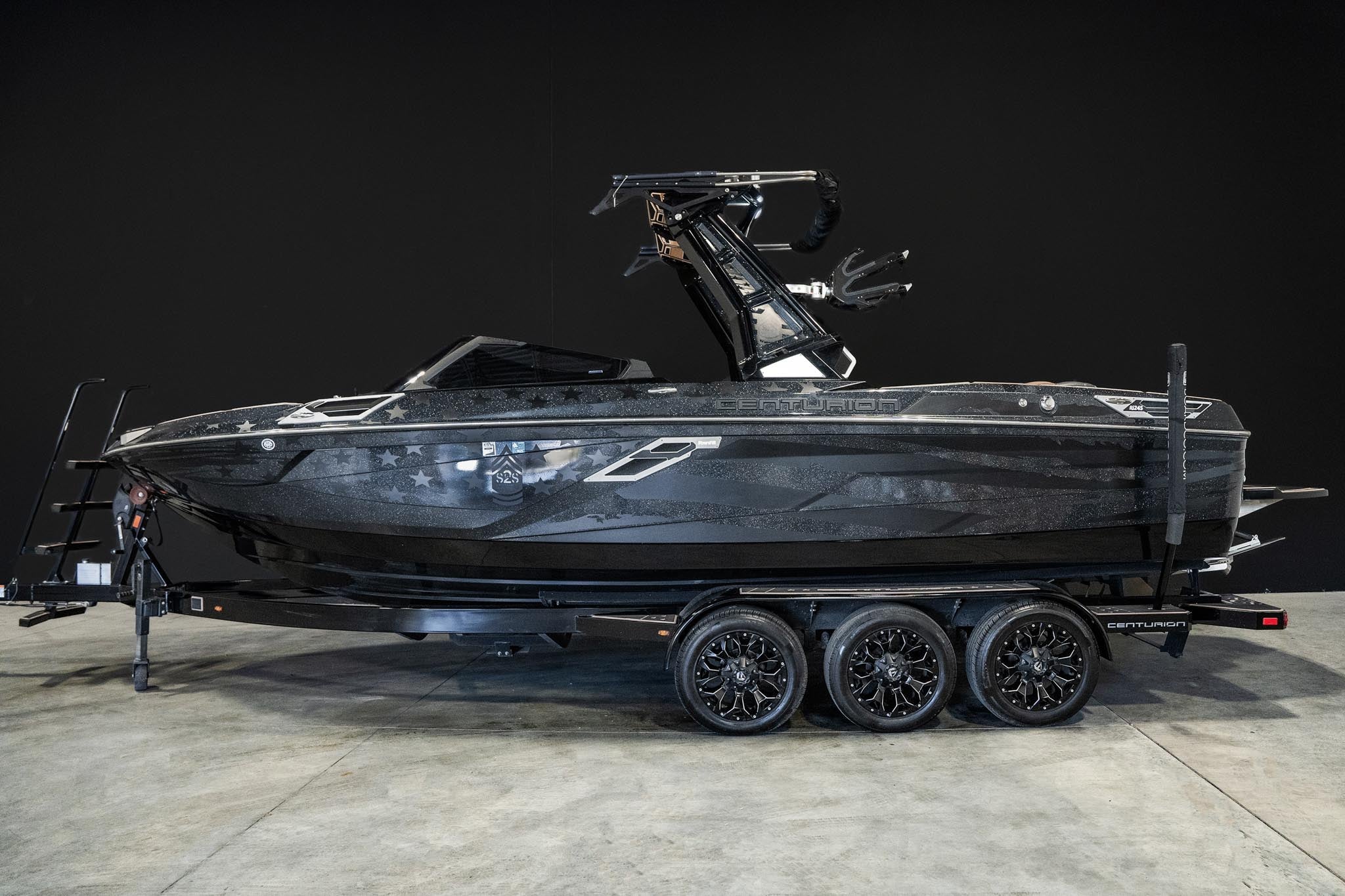 2022 Centurion Ri245 Black / Black Metal Flake / S2S - BoardCo Boats