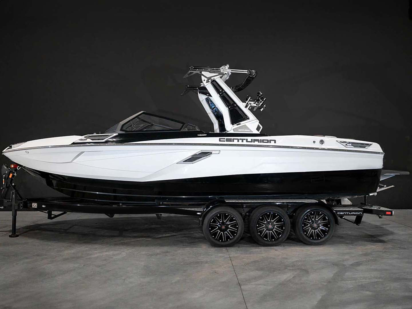 2024 Centurion Ri245 Black / White - BoardCo Boats