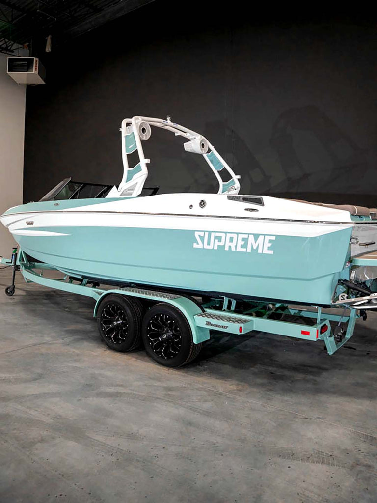 2024 Supreme S240 Spearmint / White - BoardCo Boats