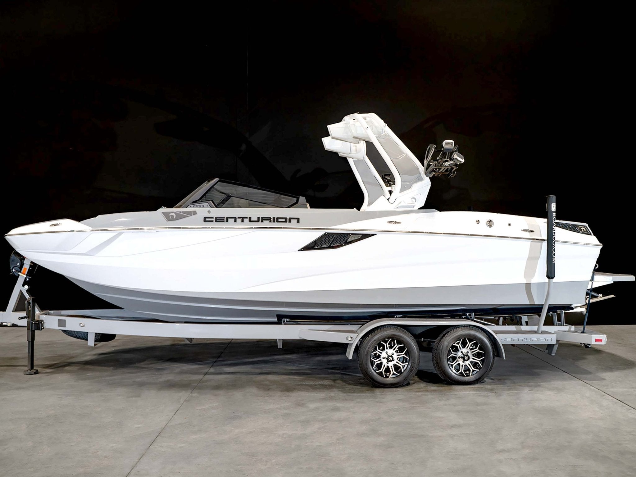 2025 Centurion Fe23 - White Frost / Stone Gray - BoardCo Boats