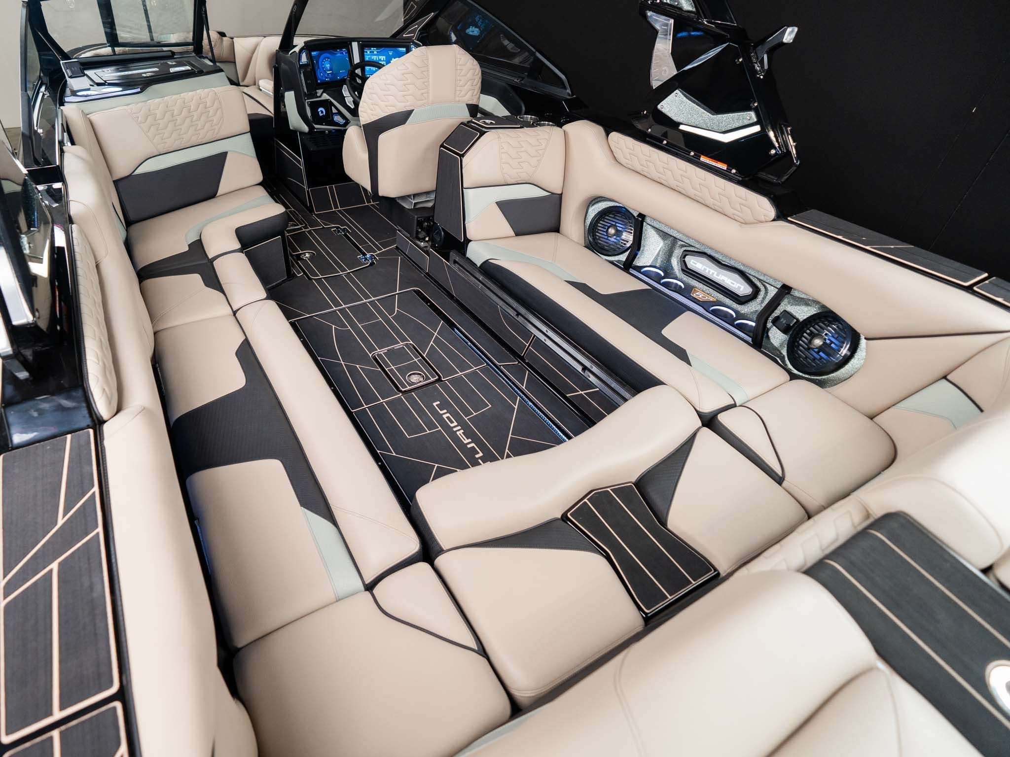 2026 Centurion Ri245 - White / Olive Flake - BoardCo Boats