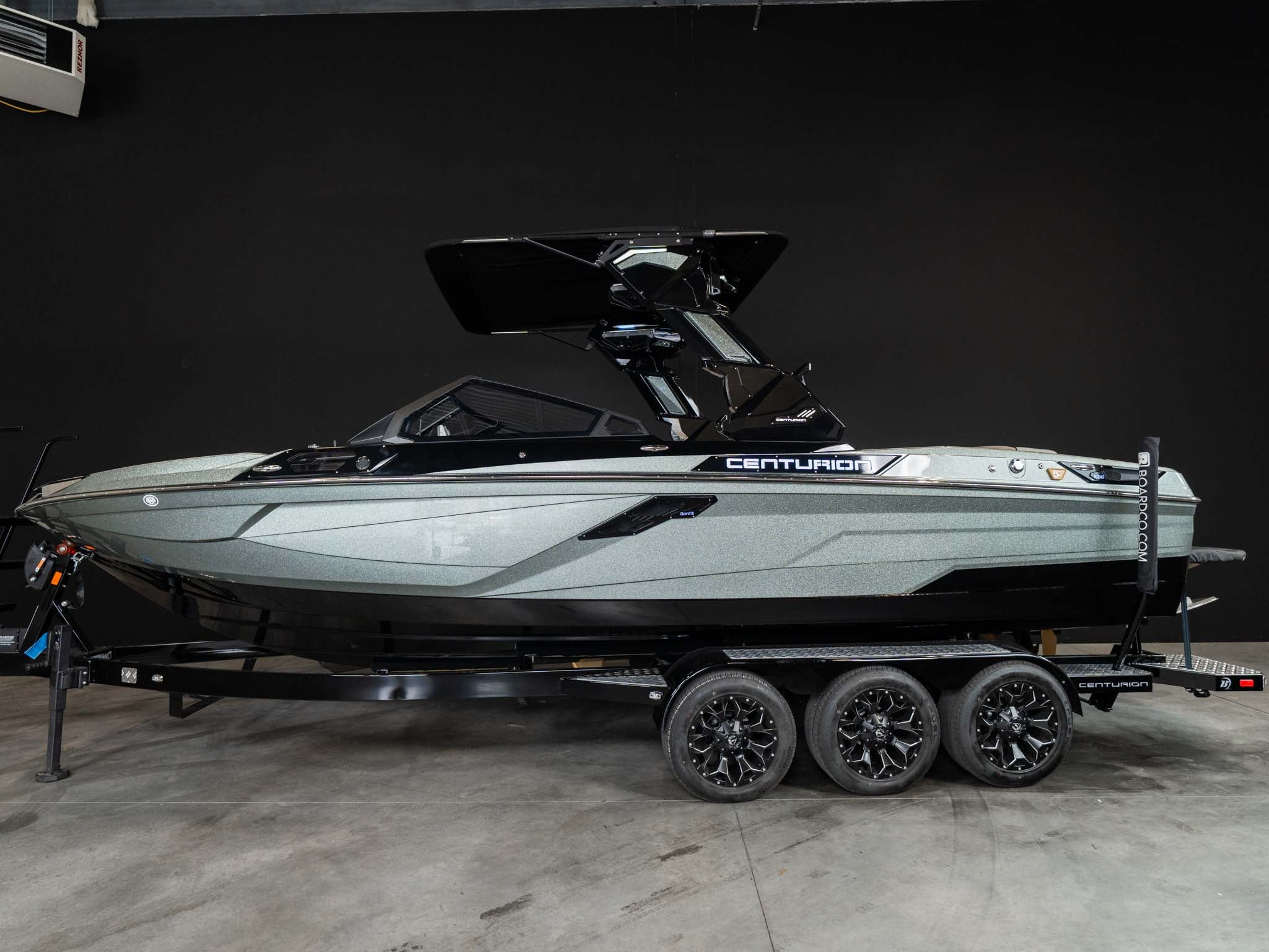 2026 Centurion Ri245 - White / Olive Flake - BoardCo Boats