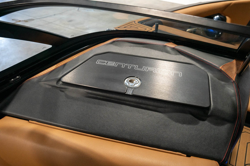 2019 Centurion Ri257 Champagne Flake / Black - BoardCo Boats