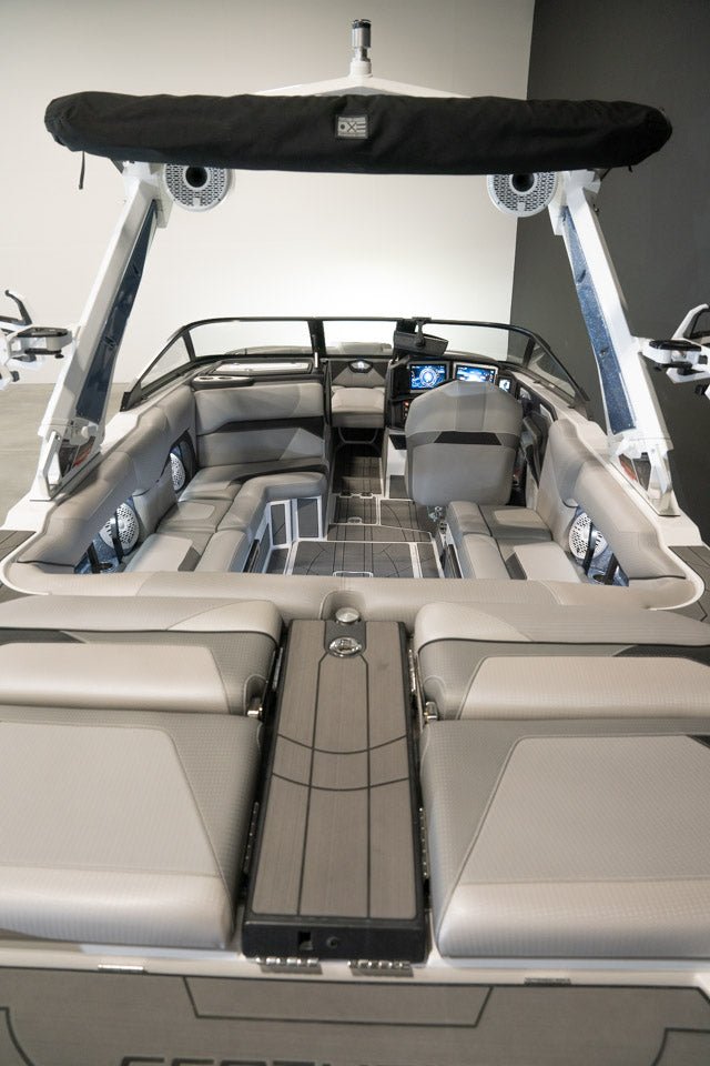 2022 Centurion Ri230 Steel Blue Flake / White - BoardCo Boats