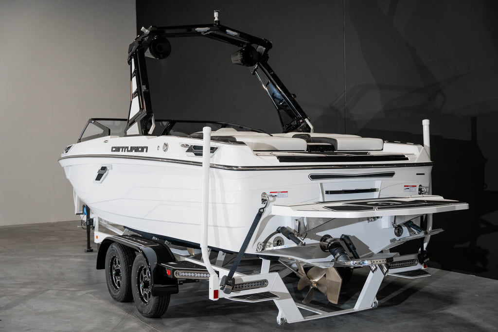 2023 Centurion Ri230 White / White - BoardCo Boats
