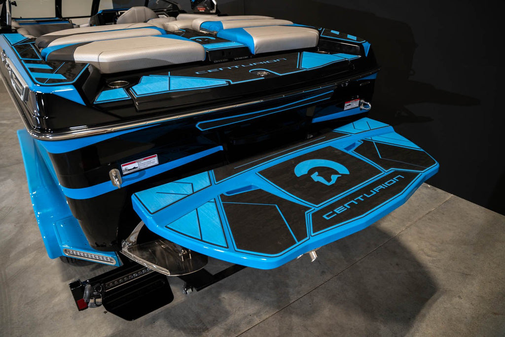 2023 Centurion Ri245 Black / Electric Blue - BoardCo Boats
