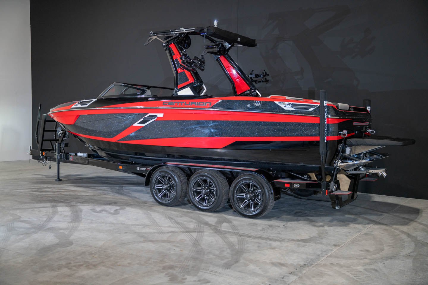 2023 Centurion Ri245 Black Flake / Too Red / Black - BoardCo Boats