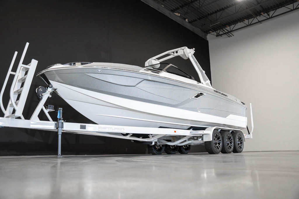 2023 Centurion Ri265 Silver Flake / White - BoardCo Boats