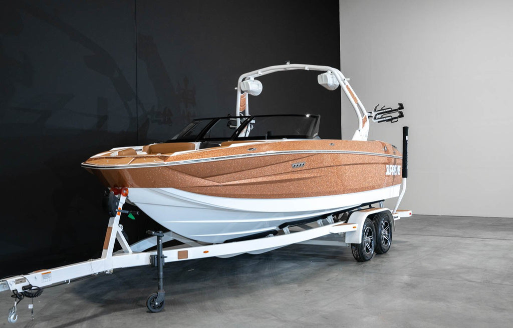 2023 Supreme S220 Penny Flake / White - BoardCo Boats