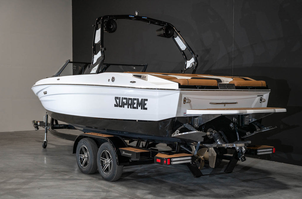 2023 Supreme S220 White / Black With Price - BoardCo Boats