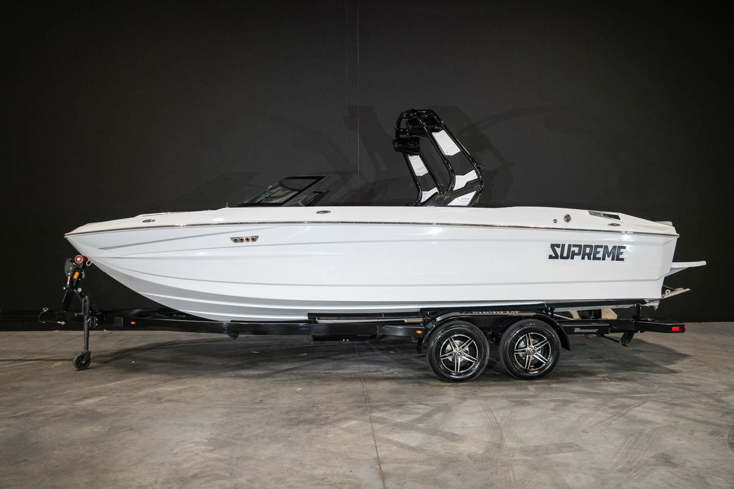 2023 Supreme S240 All White - BoardCo Boats