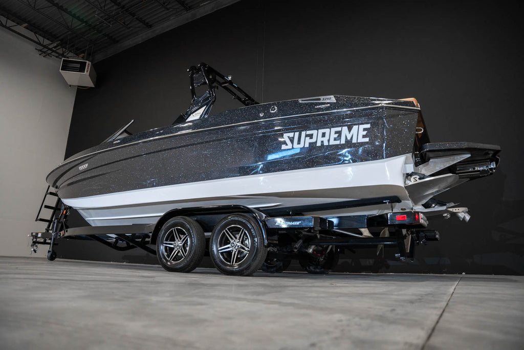 2023 Supreme S240 Black Flake / White - BoardCo Boats